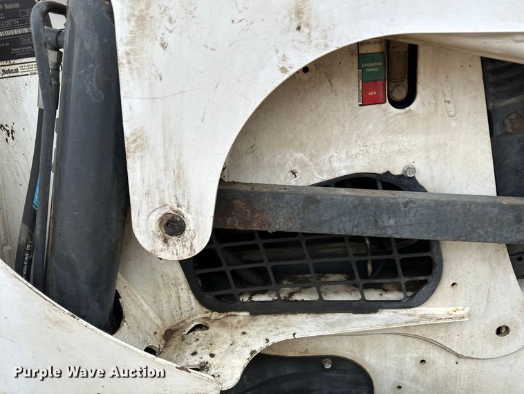 image for item DQ0776 2018 Bobcat S770 skid steer loader