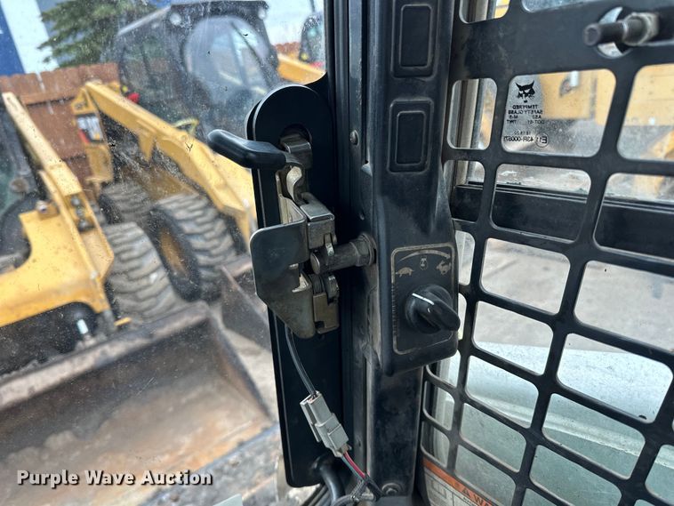 image for item DQ0776 2018 Bobcat S770 skid steer loader