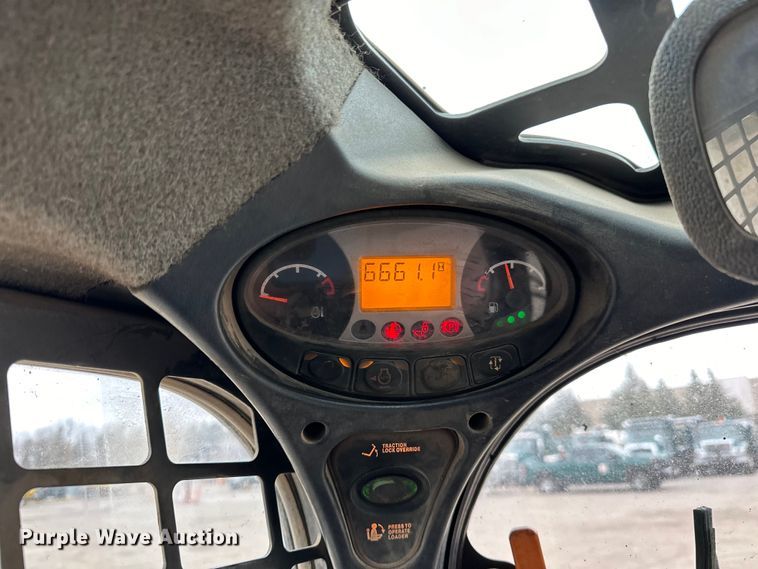 image for item DQ0776 2018 Bobcat S770 skid steer loader