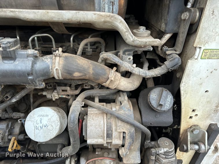 image for item DQ0776 2018 Bobcat S770 skid steer loader