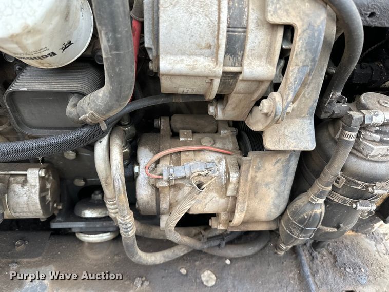 image for item DQ0776 2018 Bobcat S770 skid steer loader