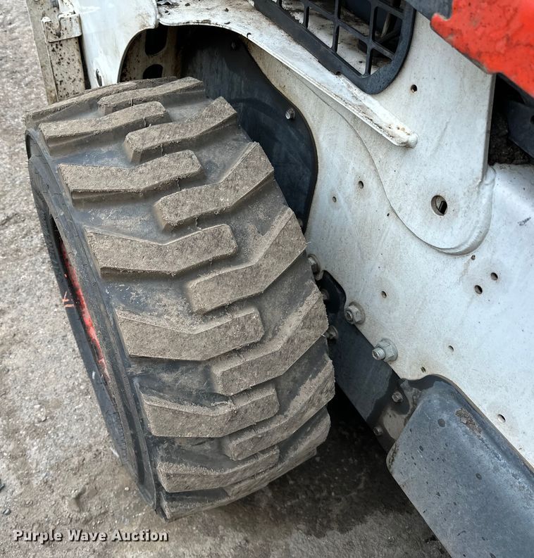 image for item DQ0776 2018 Bobcat S770 skid steer loader