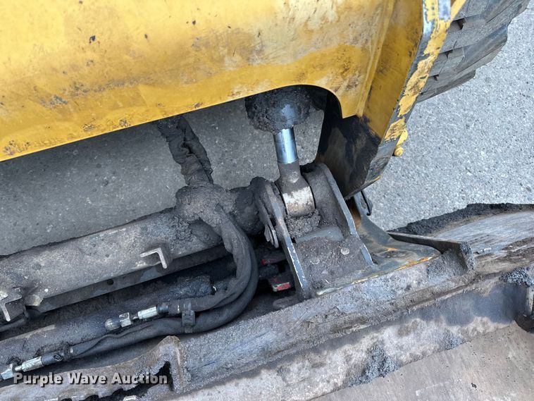 image for item DQ0777 2018 Caterpillar  246D skid steer loader