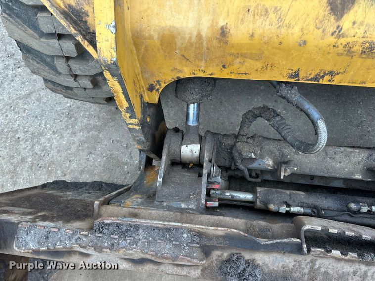 image for item DQ0777 2018 Caterpillar  246D skid steer loader