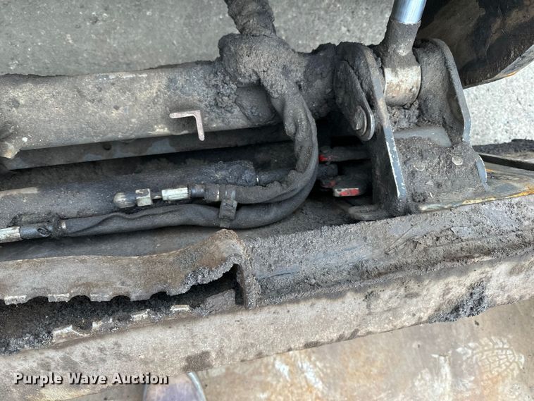 image for item DQ0777 2018 Caterpillar  246D skid steer loader