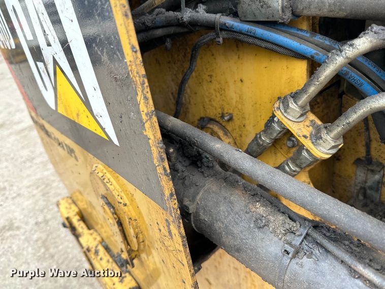 image for item DQ0777 2018 Caterpillar  246D skid steer loader