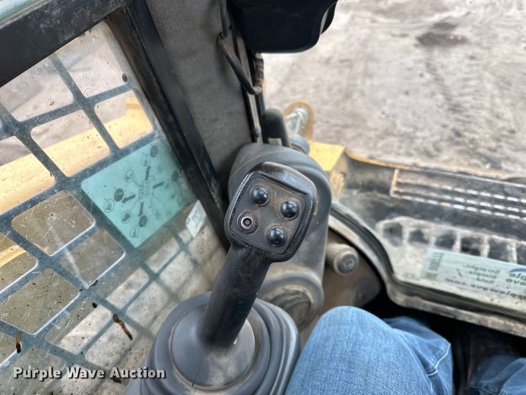 image for item DQ0777 2018 Caterpillar  246D skid steer loader