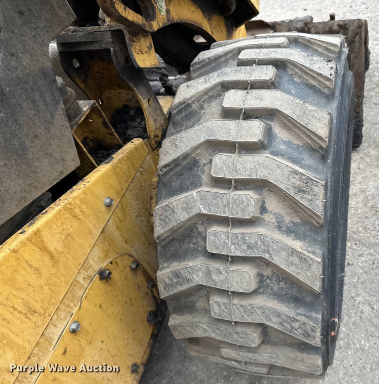 image for item DQ0777 2018 Caterpillar  246D skid steer loader