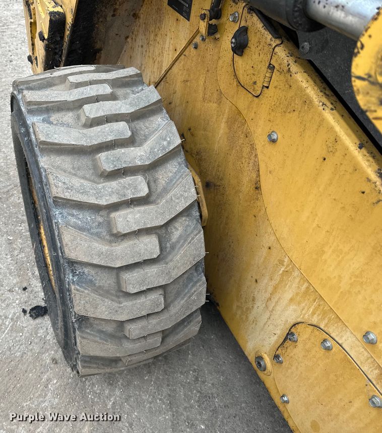 image for item DQ0777 2018 Caterpillar  246D skid steer loader