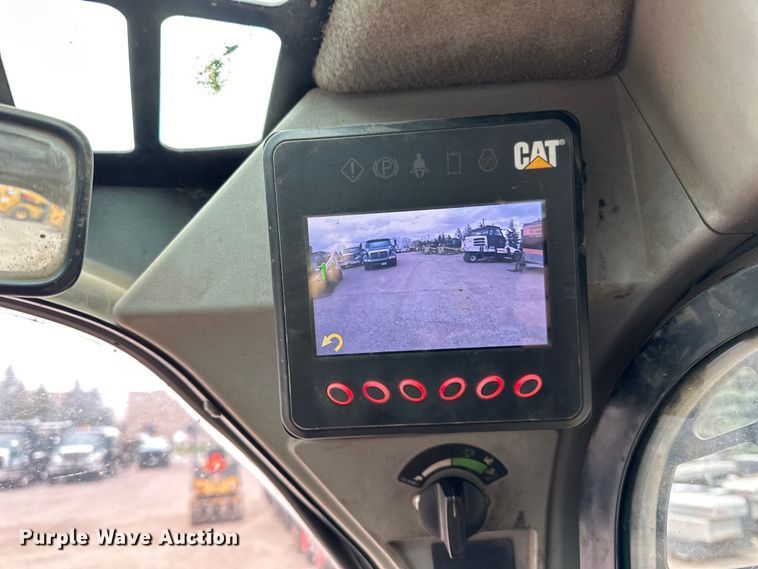 image for item DQ0778 2019 Caterpillar 246D skid steer loader