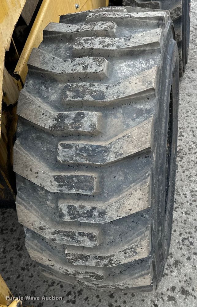 image for item DQ0778 2019 Caterpillar 246D skid steer loader