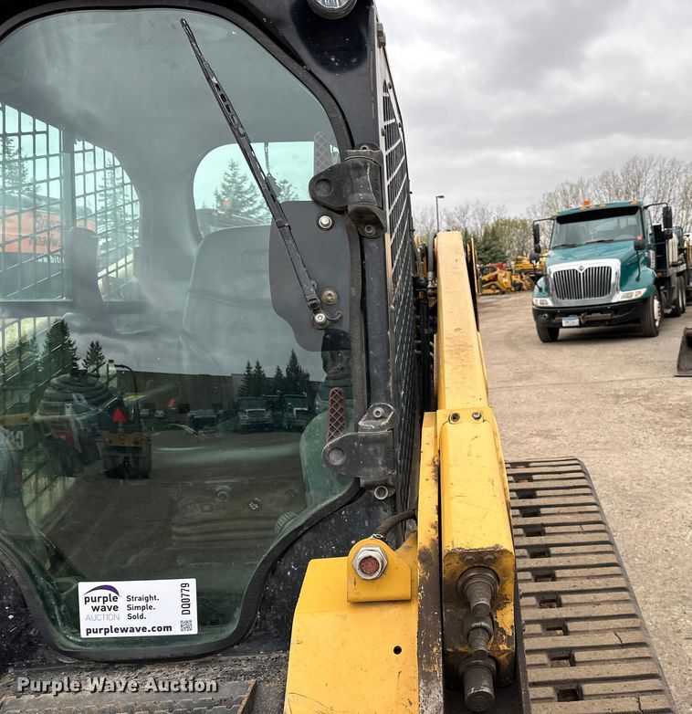 image for item DQ0779 2017 Caterpillar  279D tracked skid steer loader