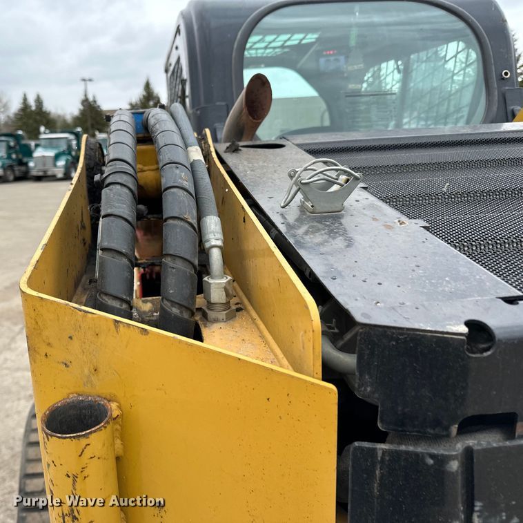 image for item DQ0779 2017 Caterpillar  279D tracked skid steer loader