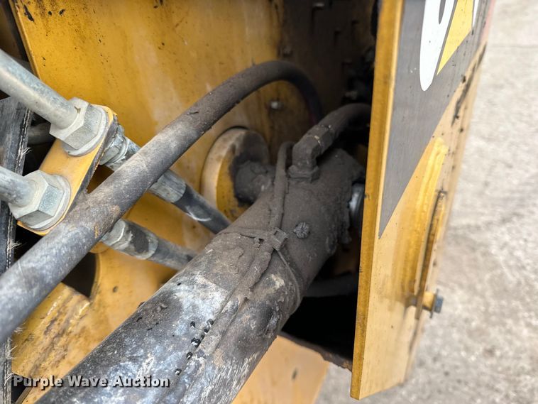 image for item DQ0779 2017 Caterpillar  279D tracked skid steer loader