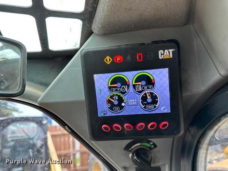 image for item DQ0779 2017 Caterpillar  279D tracked skid steer loader