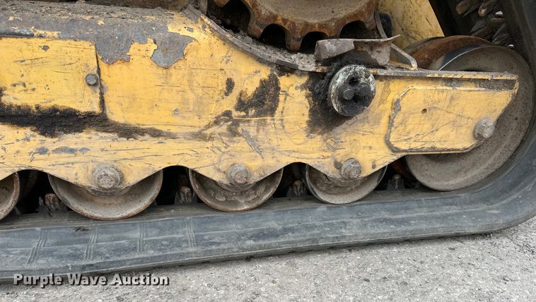 image for item DQ0779 2017 Caterpillar  279D tracked skid steer loader