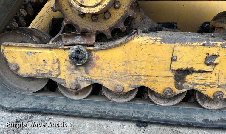 image for item DQ0779 2017 Caterpillar  279D tracked skid steer loader