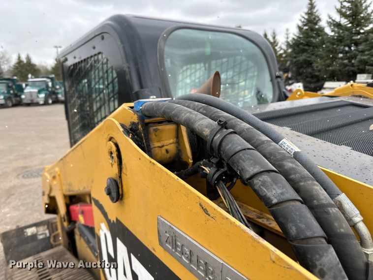 image for item DQ0780 2017 Caterpillar  279D tracked skid steer loader