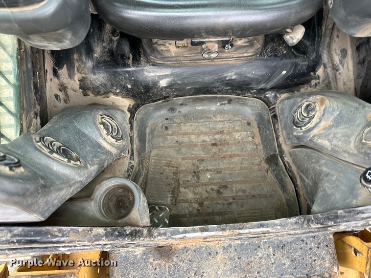 image for item DQ0780 2017 Caterpillar  279D tracked skid steer loader