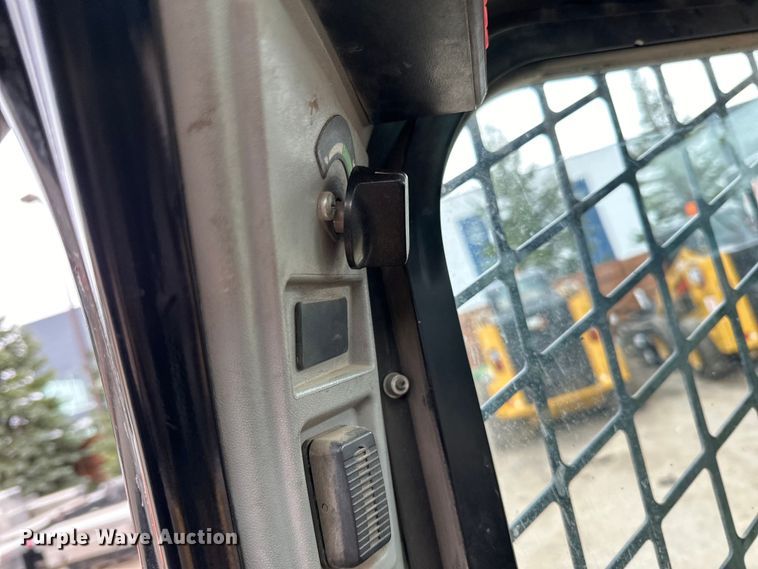 image for item DQ0780 2017 Caterpillar  279D tracked skid steer loader