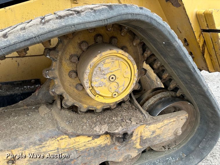 image for item DQ0780 2017 Caterpillar  279D tracked skid steer loader