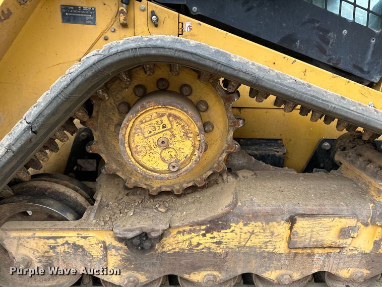 image for item DQ0780 2017 Caterpillar  279D tracked skid steer loader