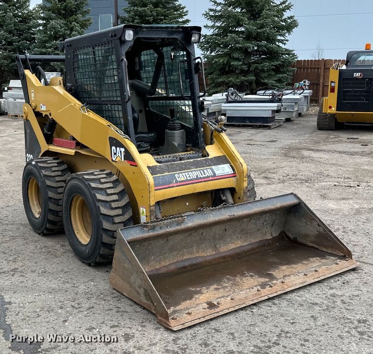 image for item DQ0782 Caterpillar 232 skid steer loader