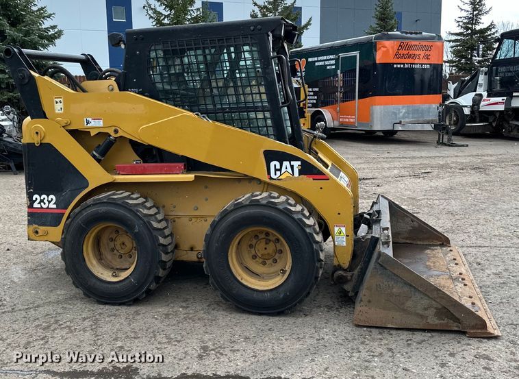 image for item DQ0782 Caterpillar 232 skid steer loader