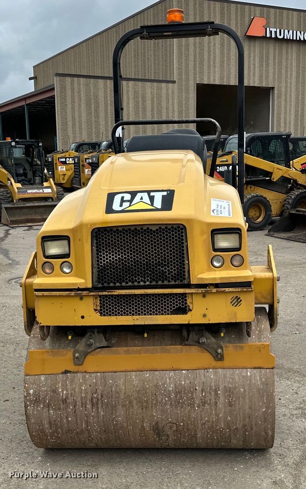 image for item DQ0783 2014 Caterpillar  CC24B single drum vibratory roller