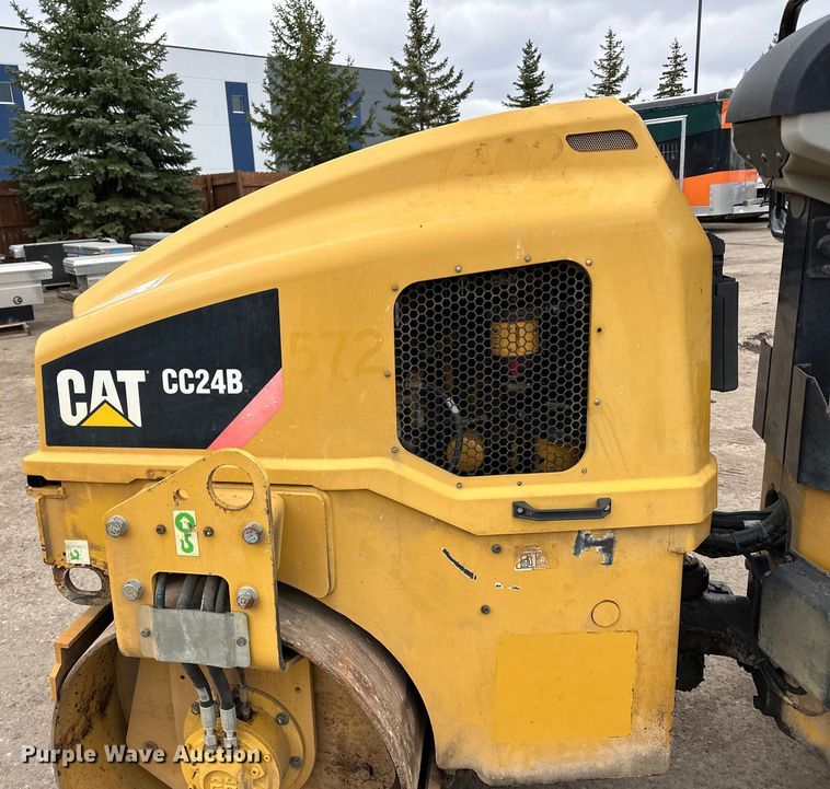 image for item DQ0783 2014 Caterpillar  CC24B single drum vibratory roller