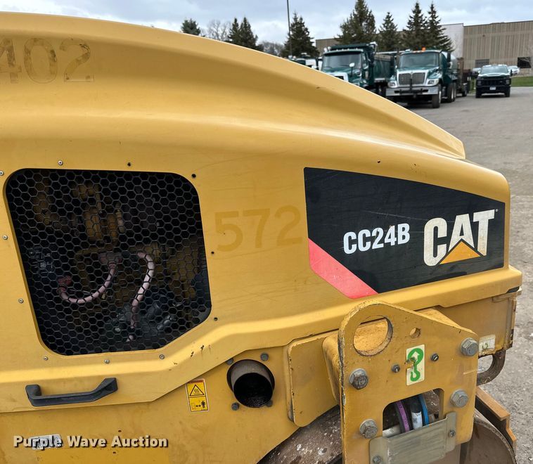 image for item DQ0783 2014 Caterpillar  CC24B single drum vibratory roller