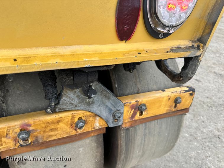image for item DQ0783 2014 Caterpillar  CC24B single drum vibratory roller