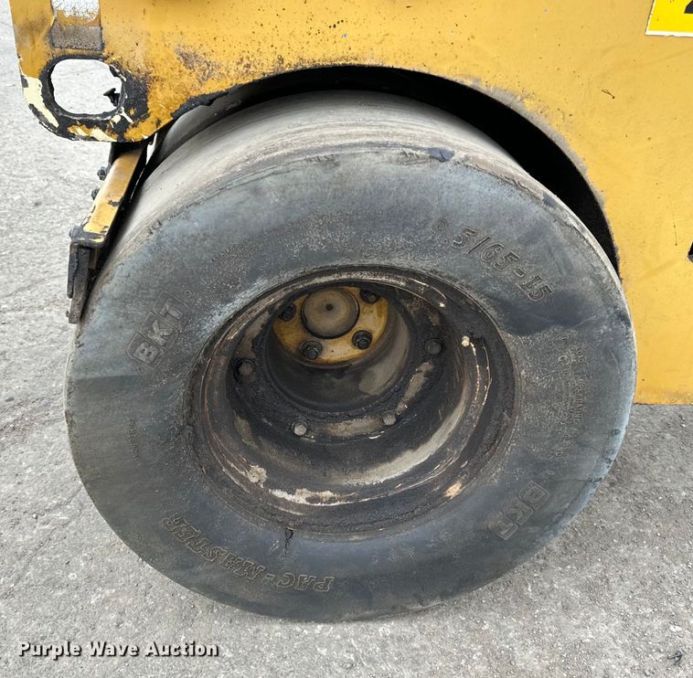 image for item DQ0783 2014 Caterpillar  CC24B single drum vibratory roller