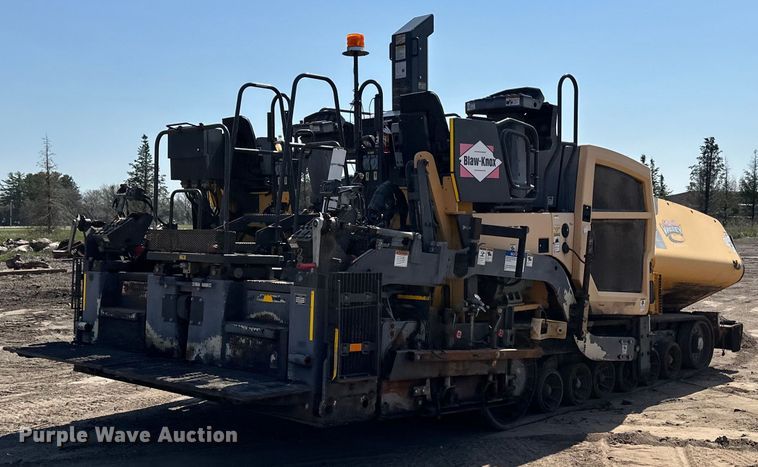 image for item DQ0798 2014 Volvo  P7110 paver