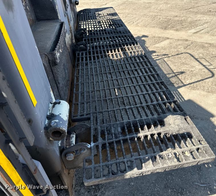 image for item DQ0798 2014 Volvo  P7110 paver