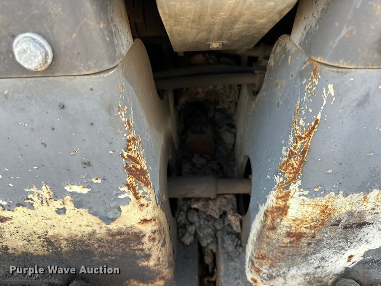 image for item DQ0798 2014 Volvo  P7110 paver