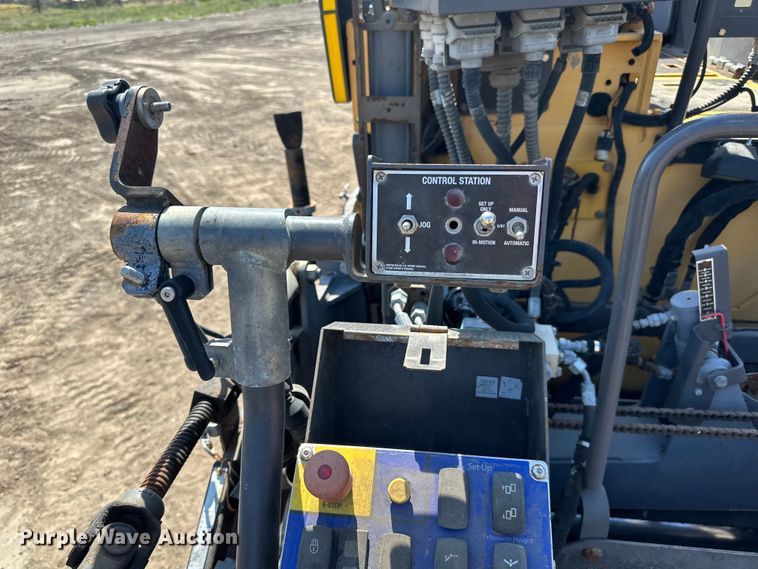 image for item DQ0798 2014 Volvo  P7110 paver