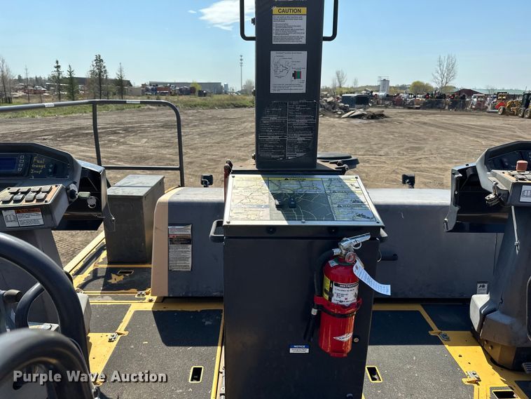 image for item DQ0798 2014 Volvo  P7110 paver