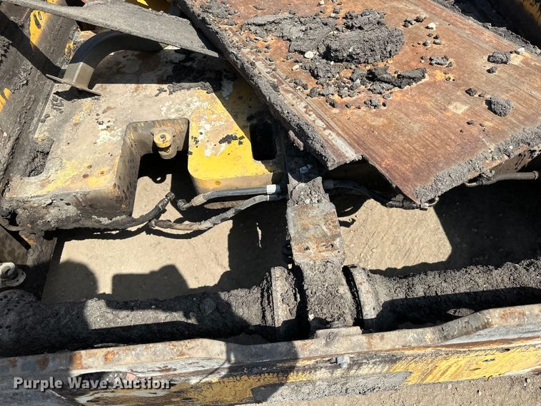 image for item DQ0799 2016 Volvo P7110 paver