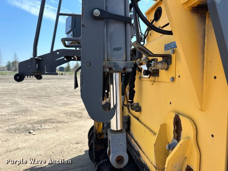 image for item DQ0799 2016 Volvo P7110 paver