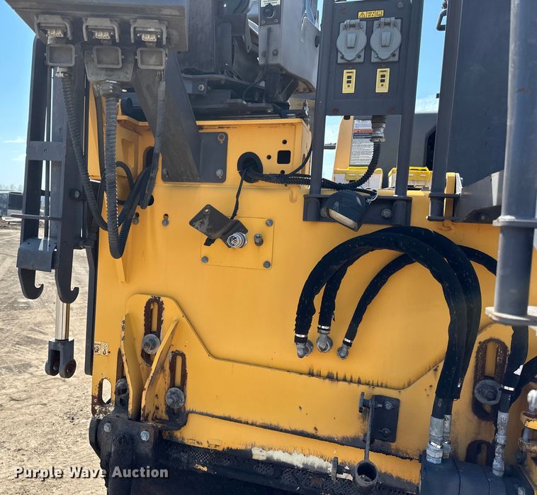 image for item DQ0799 2016 Volvo P7110 paver