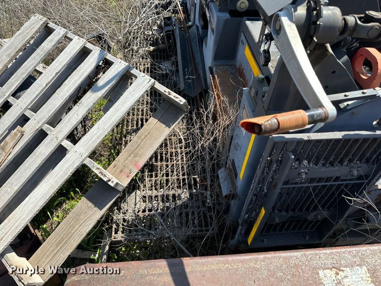 image for item DQ0799 2016 Volvo P7110 paver