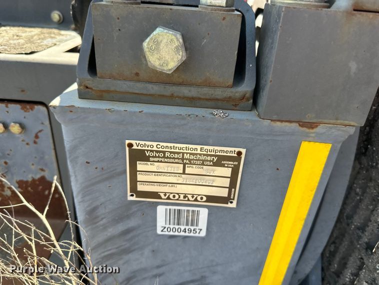 image for item DQ0799 2016 Volvo P7110 paver