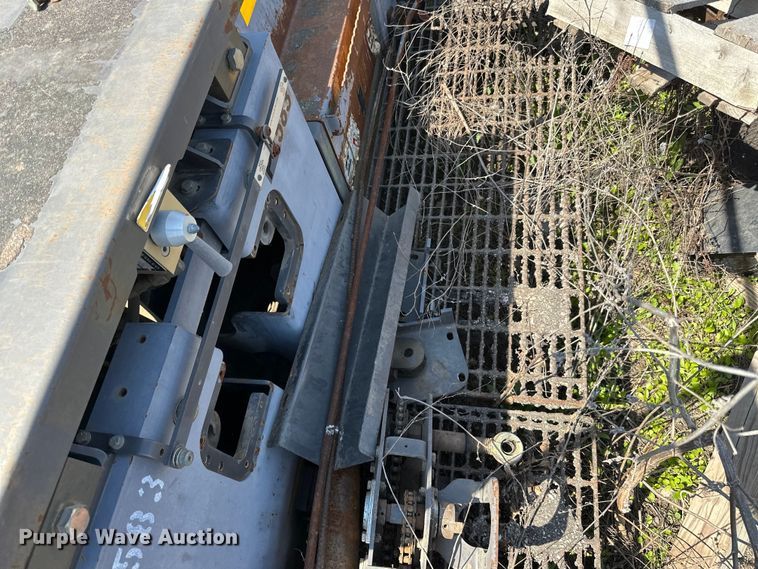 image for item DQ0799 2016 Volvo P7110 paver