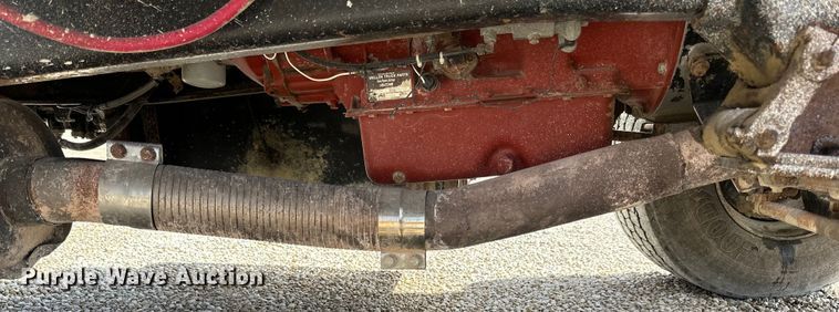 image for item DQ0811 1994 Ford  LT8000 dump truck