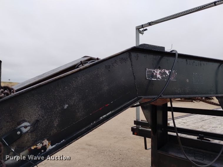 image for item DQ6077 2007 Delta equipment trailer