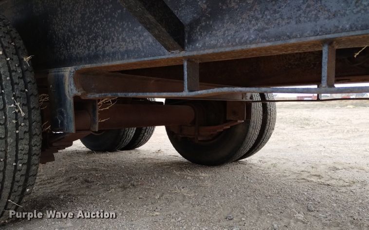 image for item DQ6077 2007 Delta equipment trailer