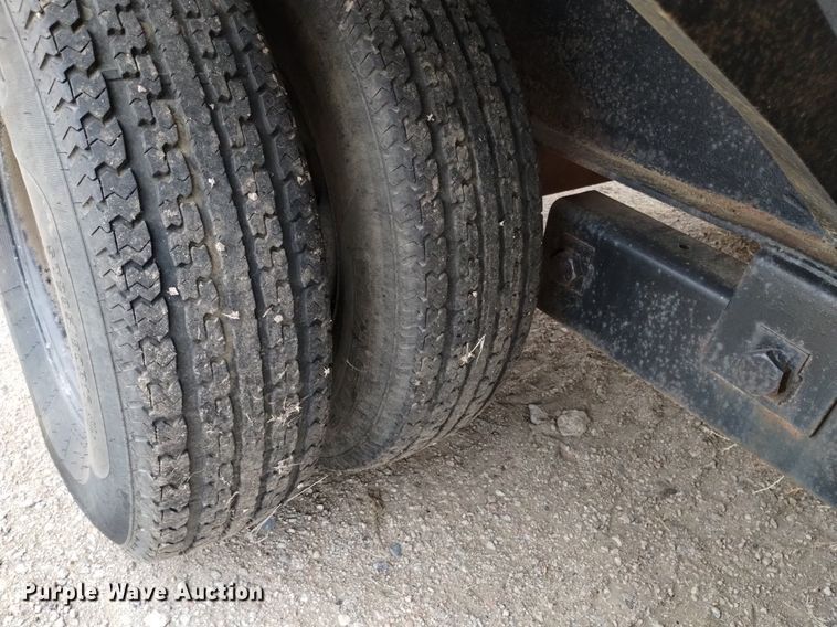 image for item DQ6077 2007 Delta equipment trailer