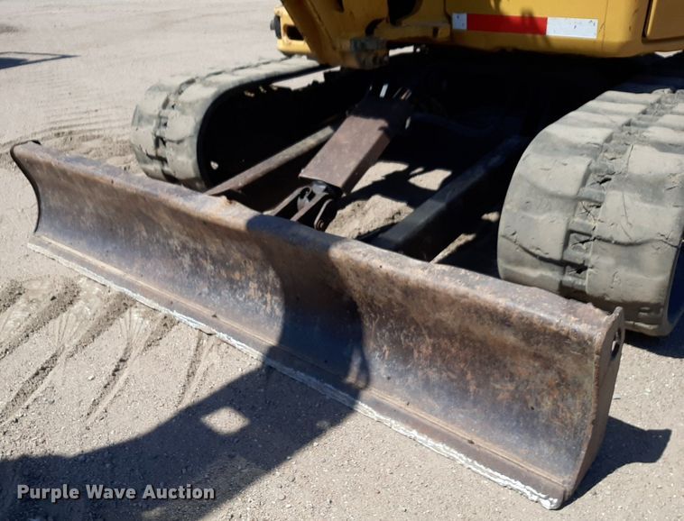 image for item DQ6963 2009 Caterpillar 304C CR mini excavator