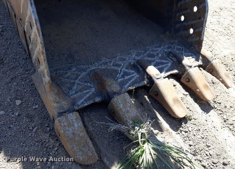 image for item DQ6963 2009 Caterpillar 304C CR mini excavator